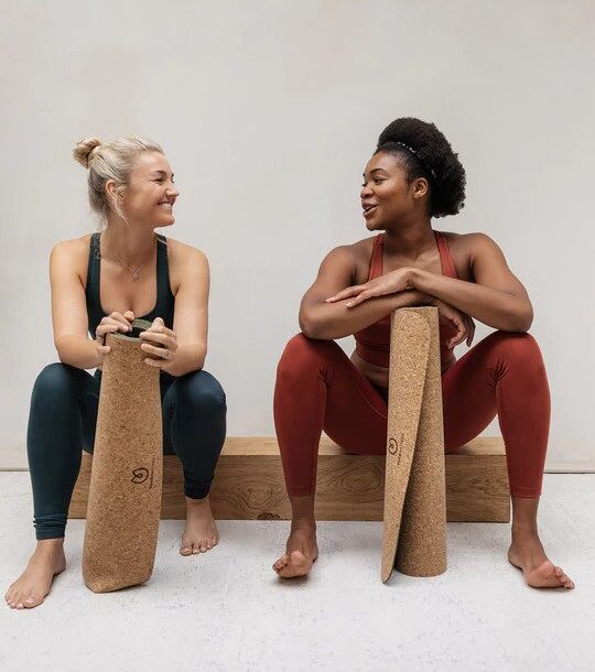 Know the difference between yoga bricks and blocks - Blog - Yogamatters